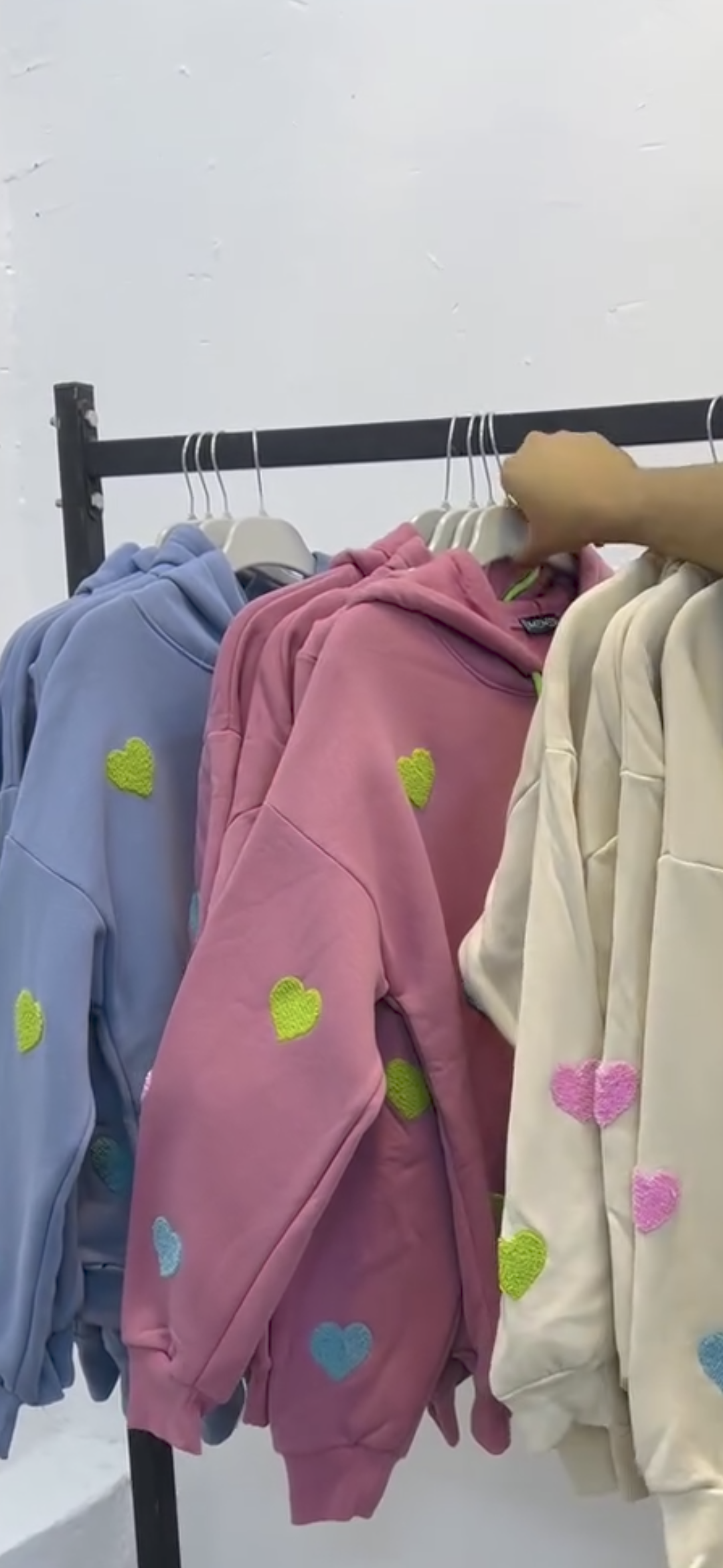 Buy any 2 hoodies for women π₯π€