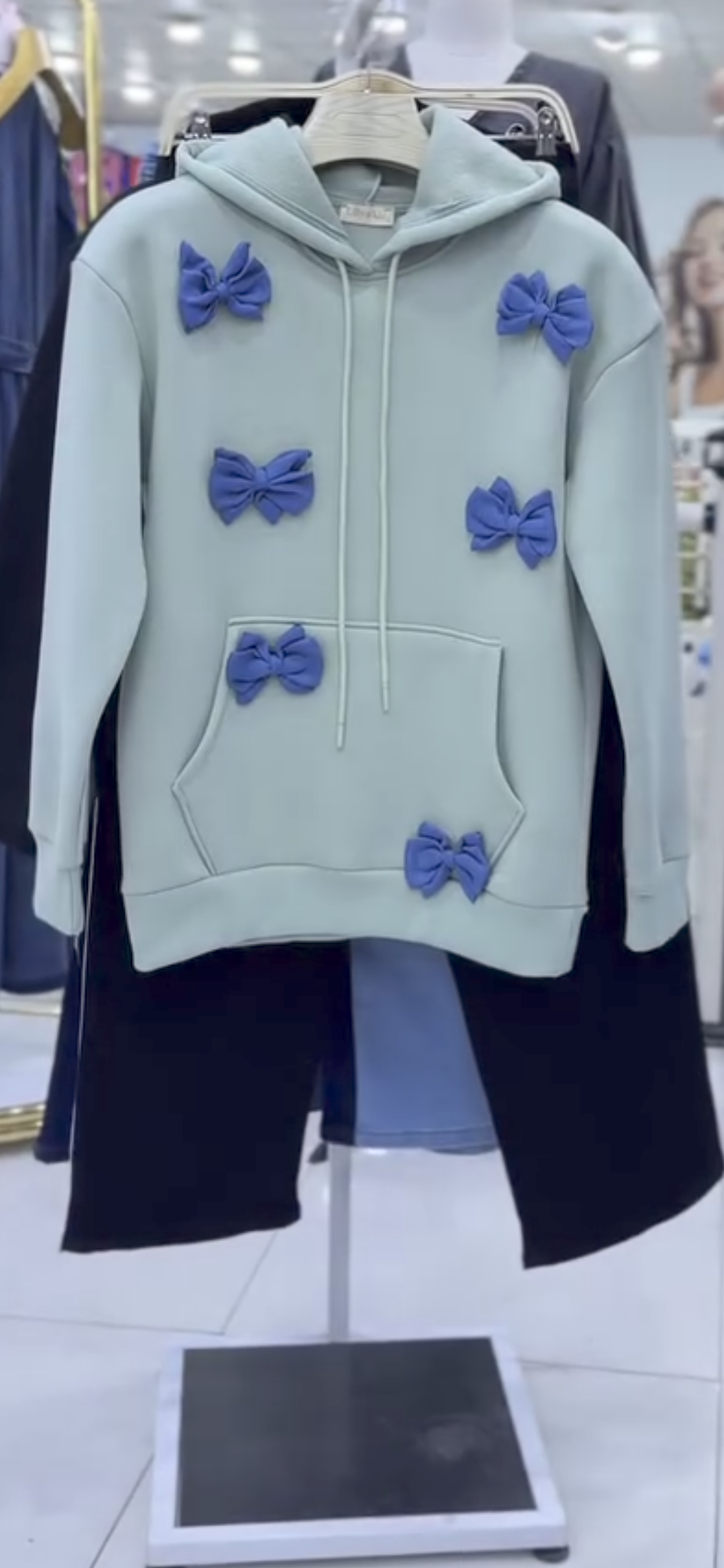 Trendy bow style hoodie with pent 🥰