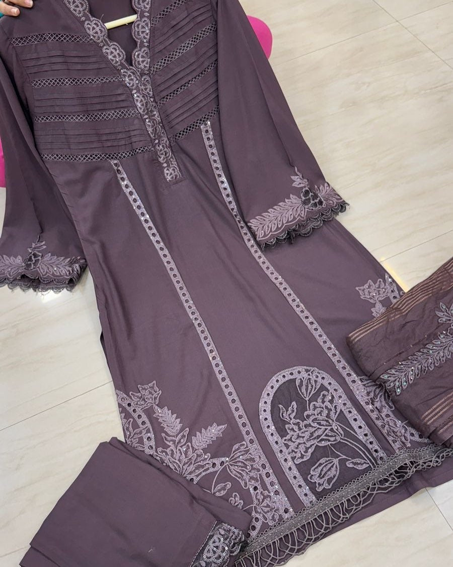 Woman Embroidery 3pcs Suit ❤️🥶