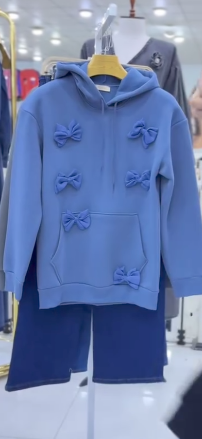 Trendy bow style hoodie with pent 🥰
