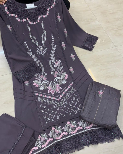 Woman Embroidery 3pcs Suit ❤️🥶